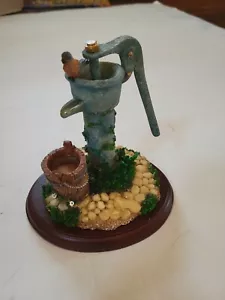 Vintage Home Interiors Curiosity Well And Bird Statue Figure On Wood Base - Picture 1 of 6