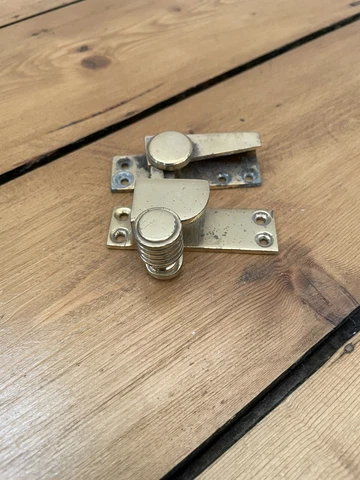 Reclaimed Sash Window Lock Latch Fastener Reeded / Beehive Cover