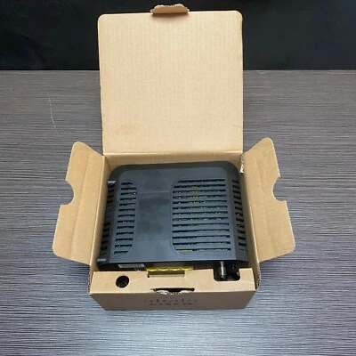 Cisco DPC3825 4 Port DOCSIS 3.0 Gateway Wireless Router Power Supply Included - Image 1 of 4