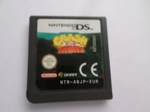 GIOCO CRASH OF THE TITANS DS NINTENDO DS / DSi - spedizione gratuita Regno Unito - Foto 1 di 1