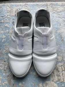 Last Sole White Trainers Size 7 - Picture 1 of 11