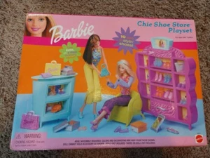 BRAND NEW IN SEALED BOX 2001 BARBIE CHIC SHOE STORE PLAYSET MATTEL SHOES PURSES - Picture 1 of 3