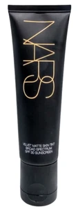 Nars Velvet Matte Skin Tint Broad Spectrum SPF 30 - FINLAND 1.7oz - Picture 1 of 2