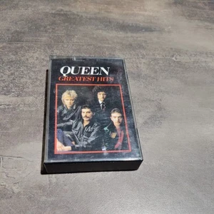 Queen Greatest Hits 1981 UK Cassette Tape Album TC-EMTV 30 Freddie Mercury - Picture 1 of 4