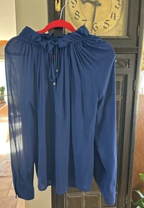 Gucci Bluse 44 Seide Blumen Neu ohne Etikett 2500 $ - Bild 1 von 6