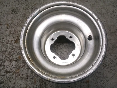 YAMAHA 350 450R 660 RAPTOR WARRIOR OEM LLANTA TRASERA 9X8,5 4X115 PATRÓN DE PERNOS Foto 1 de 4