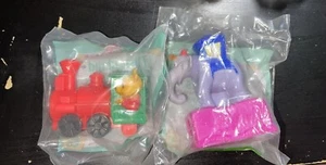 Lot Of 2 1994 Vintage McDonalds Disneyland Winnie the Pooh Meal Toy (Sealed) MCD - Picture 1 of 2