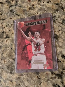SCOTTIE PIPPEN FLEER 97-98 CARTA INGREDIENTI CHIAVE # 10 - Foto 1 di 2
