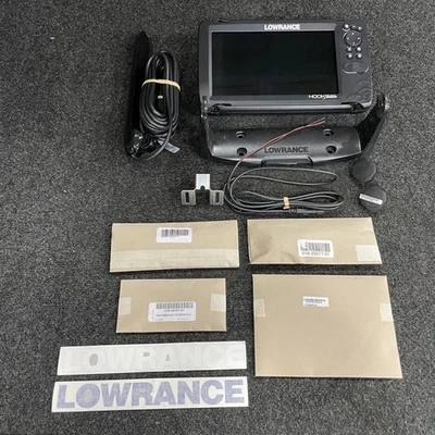 LOWRANCE 000-15526-001 Hook Reveal 9 Tripleshot Fish Finder - Image 1 of 4