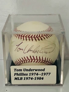 **TOM UNDERWOOD PHILADELPHIA PHILLIES 1974 - 1977 SIGNED BALL** - Picture 1 of 10