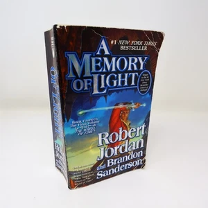 The Wheel of Time #14 A Memory of Light Robert Jordan/Brandon Sanderson TOR MMPB - Imagen 1 de 23