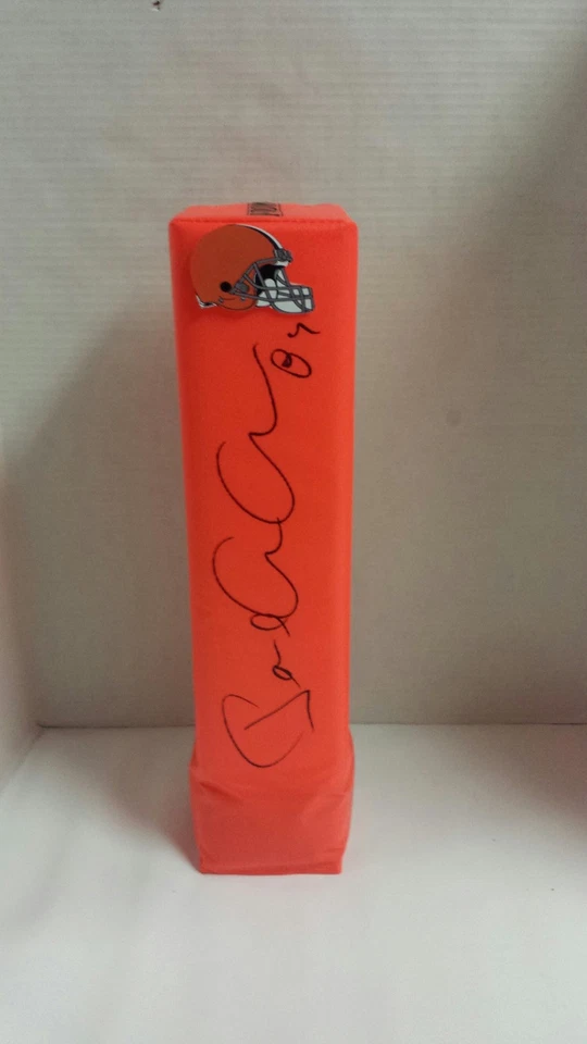 JORDAN CAMERON SIGNED CLEVELAND BROWNS TOUCHDOWN PYLON FOOTBALL COA - Imagem 1 de 1