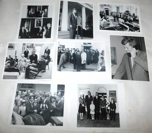 1962 e 1963 Presidente Kennedy con astronauti NASA comunicato stampa foto - Foto 1 di 17