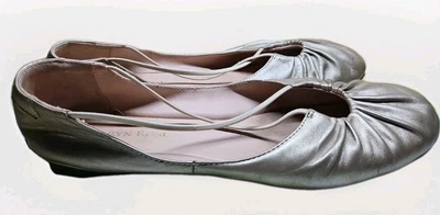 Taryn Rose Talla 8.5 Italia Bryan Tirantes Cuero Ballet Plano Coqueta Niña #450LEER Foto 1 de 4