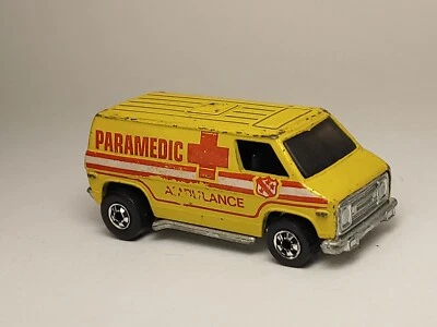 Ambulancia paramédica Hot Wheels Blackwall 1974 de colección Super Van Hong Kong amarilla Foto 1 de 4