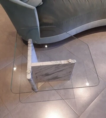 Table basse en marbre - Photo 1/4