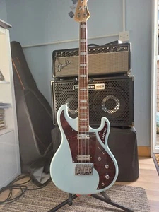 Rapier Saffire bass guitar Daphne Blue - Picture 1 of 7
