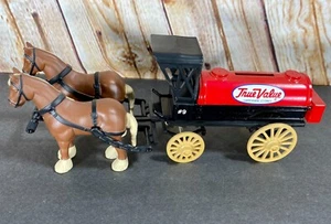 ERTL True Value Hardware Advertisement 1990 Horse Wagon Coin Bank Die-Cast Metal - Picture 1 of 11