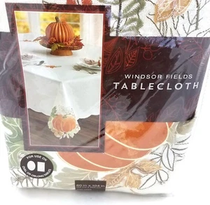 Windsor Fields Thanksgiving Pumpkins Harvest Cutwork Tablecloth Oblong 60x104 - Bild 1 von 6