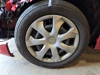 Cubierta de rueda/tapacubos 2014 Mazda 3 Sku#423388 Foto 1 de 4