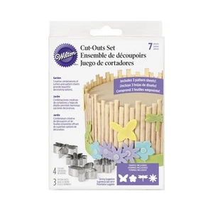 Wilton Button Flower Fondant Gum Paste Cut Press Set Cake Decorating Sugarcraft - Picture 1 of 1