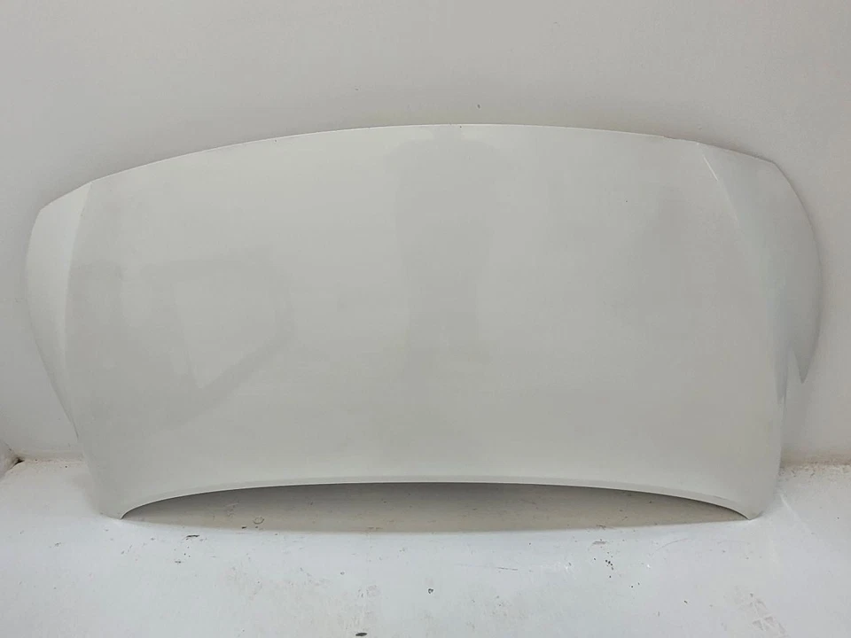  2015 2016 2017 2018 2019 2020 2021 KIA SEDONA Hood White  Foto 1 de 4