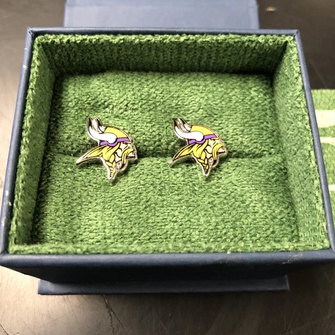 Minnesota Vikings cufflinks Cover
