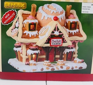 Cinna Swirl Cabin Lemax #85383 Lighted Sweets Sugar Christmas Village NEW 2018 - Picture 1 of 2