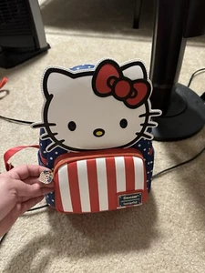 Hello Kitty Mini Loungefly Backpack & Coin Purse - Bild 1 von 5