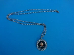 HOUSTON ASTROS HALSKETTE MIT LOGO CHARM (24 Zoll Kette) - "NEU & FABRIKVERSIEGELT" - Bild 1 von 5