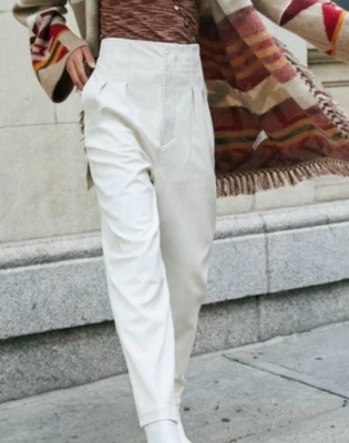 NUEVOS PANTALONES FREE PEOPLE MARFIL CECILY PLISADOS VEGANOS IMITACIÓN CUERO OB1207338 TALLA 4 Foto 1 de 4