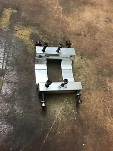 Raptor 50 Titan Se Engine Mount Bracket With Fixings - Picture 1 of 1