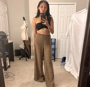 Fließende Hose mit abstraktem Muster, senf und lila, Gummibund, Hippie, - Bild 1 von 6