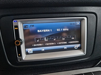 ORGINAL Smart 451 Radio+ Navigation +CD mit Rahmen und Betriebsanleitung - Bild 1 von 3