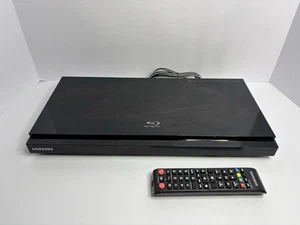 Samsung BD-D5700 Blu-Ray/DVD Player & Remote | Tested - Picture 1 of 8