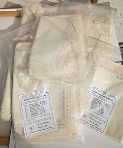 Sal-Em Linens, Carolina Cross Stitch DINNER NAPKINS TABLE RUNNERS PLACEMATS - Picture 1 of 11