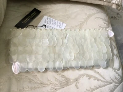 Bolso de mano hecho a mano Afrodita marfil madreperla de Emerald Foz Masbad Foto 1 de 4