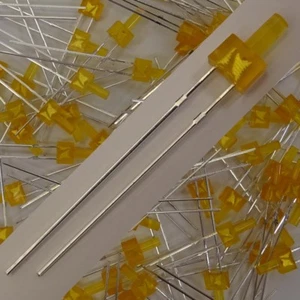 10 pezzi Tower LED 2mm arancione diffuso testa lunga ideale per modellismo F8/3 - Foto 1 di 1