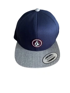 Volcom Flexfit Baseball Cap Navy with Claret Logo - SLASHED PRICE Only £25 - Picture 1 of 2