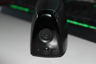 Cámara de seguridad HD Guardzilla negra inalámbrica Wi-Fi interior exterior GZ100B W1A Foto 1 de 4