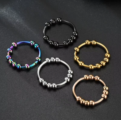 Anillo de cuentas inquieto de acero inoxidable de calidad de 4 mm (tamaño 6-11) Foto 1 de 4