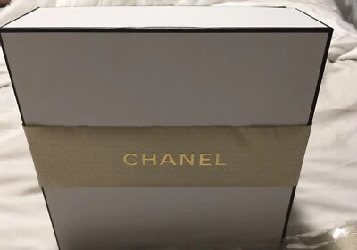 Auténtico Chanel 10 Grand Bandeau Moy Gold 2019 Foto 1 de 3