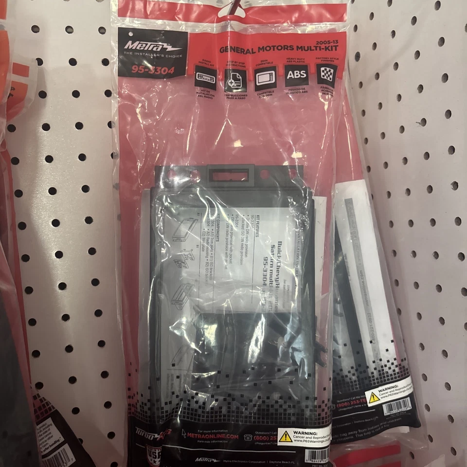 Kit Doble Din Metra 95-3304 para Vehículos Selectos 2005-2013 Paquete de Instalación Estéreo Foto 1 de 1