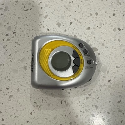 JENSEN Sport Digital AM/FM Estéreo Brazalete Radio Plata Amarillo SAB-55a Foto 1 de 4