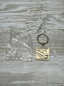 Vintage Cicra 1970’s SNAP-ON TOOLS BRONZE Lost And Found Keychain NOS - Picture 1 of 8