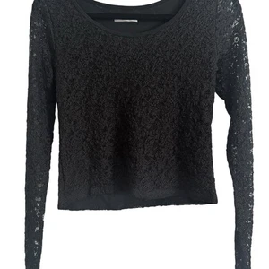 Top de encaje negro Abercrombie & Fitch recortado manga larga grande - Imagen 1 de 3