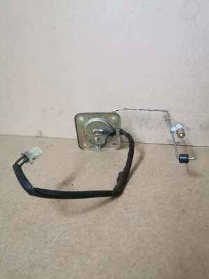 Honda CB 600 F Hornet PC36 2007 - Indicador de nivel del remitente del tanque de combustible Foto 1 de 4