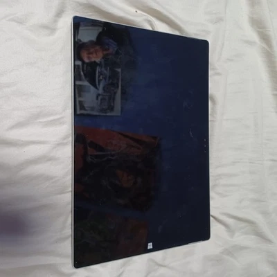 Microsoft Surface Pro 3 8GB Ram 256GB SSD, Wi-Fi, 12 inch - Silver I5 - 4300U - Image 1 of 4