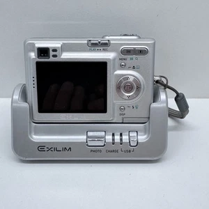 Casio Exilim EX-Z4 B 4.0MP Compact Digital Camera with Charging Dock Y2K - Picture 1 of 13