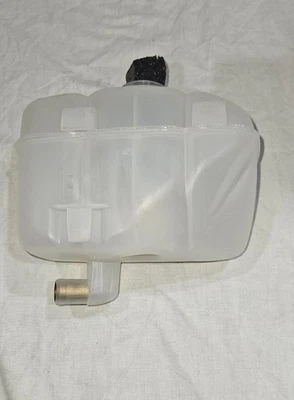 URO Parts 30741975 Engine coolant Reservoir Volvo For 99-09 Volvo C70 S60 S70 S8 - Image 1 of 4
